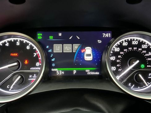 Used 2023 Toyota Camry XLE image 15