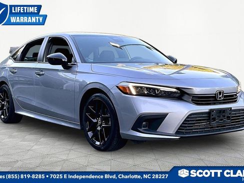 Used 2024 Honda Civic Sport image 1