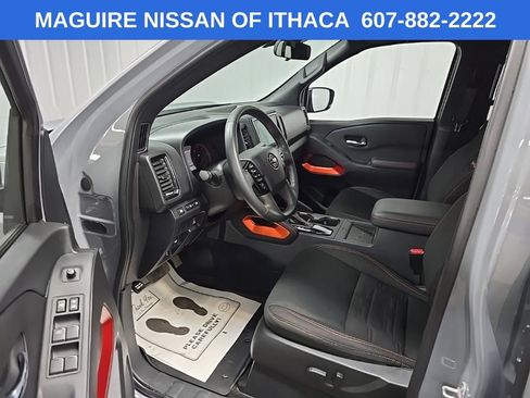 Used 2023 Nissan Frontier PRO-4X w/ Pro Convenience Package AWD/4WD image 28