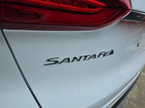 Used 2019 Hyundai Santa Fe AWD w/ Cargo Package image 12
