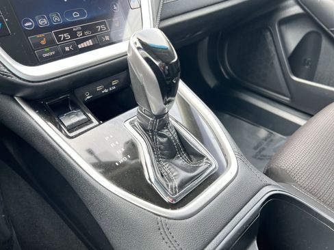 Used 2021 Subaru Outback Premium image 21