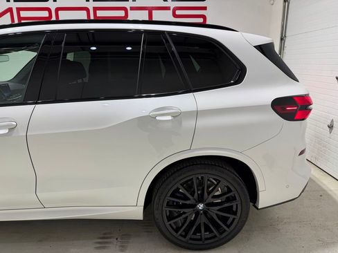 Used 2024 BMW X5 M60i image 6