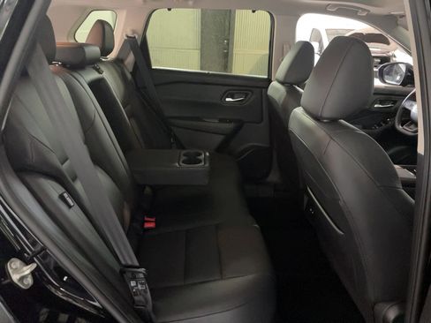 Used 2025 Nissan Rogue SV w/ SV Premium Package AWD/4WD image 21