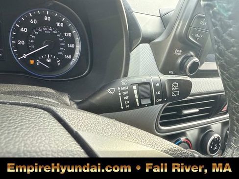 Used 2019 Hyundai Kona SEL w/ SEL Tech Package 02 image 32