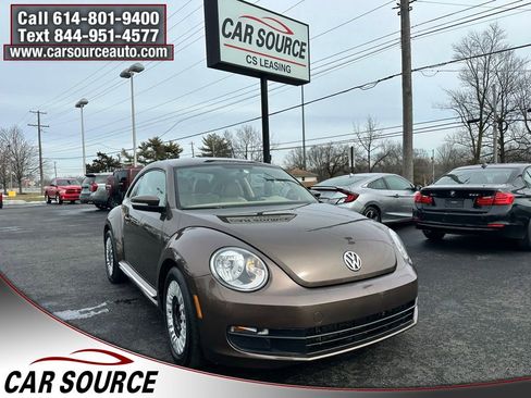 Used 2015 Volkswagen Beetle 1.8T Classic image 1