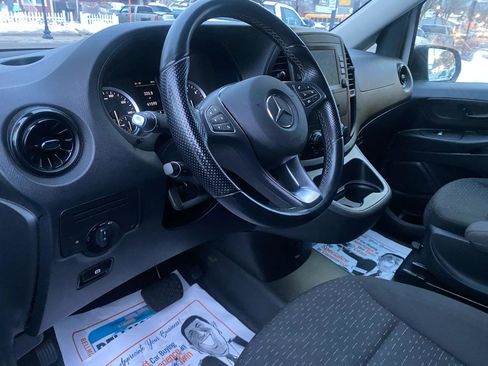 Used 2021 Mercedes-Benz Metris image 33