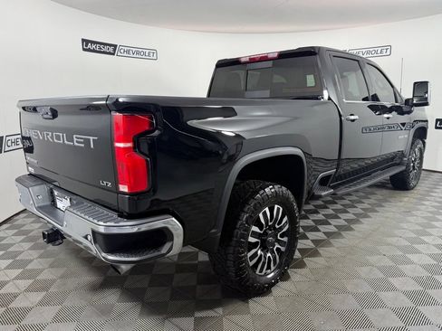 Used 2025 Chevrolet Silverado 2500 LTZ w/ LTZ Plus Package AWD/4WD image 6
