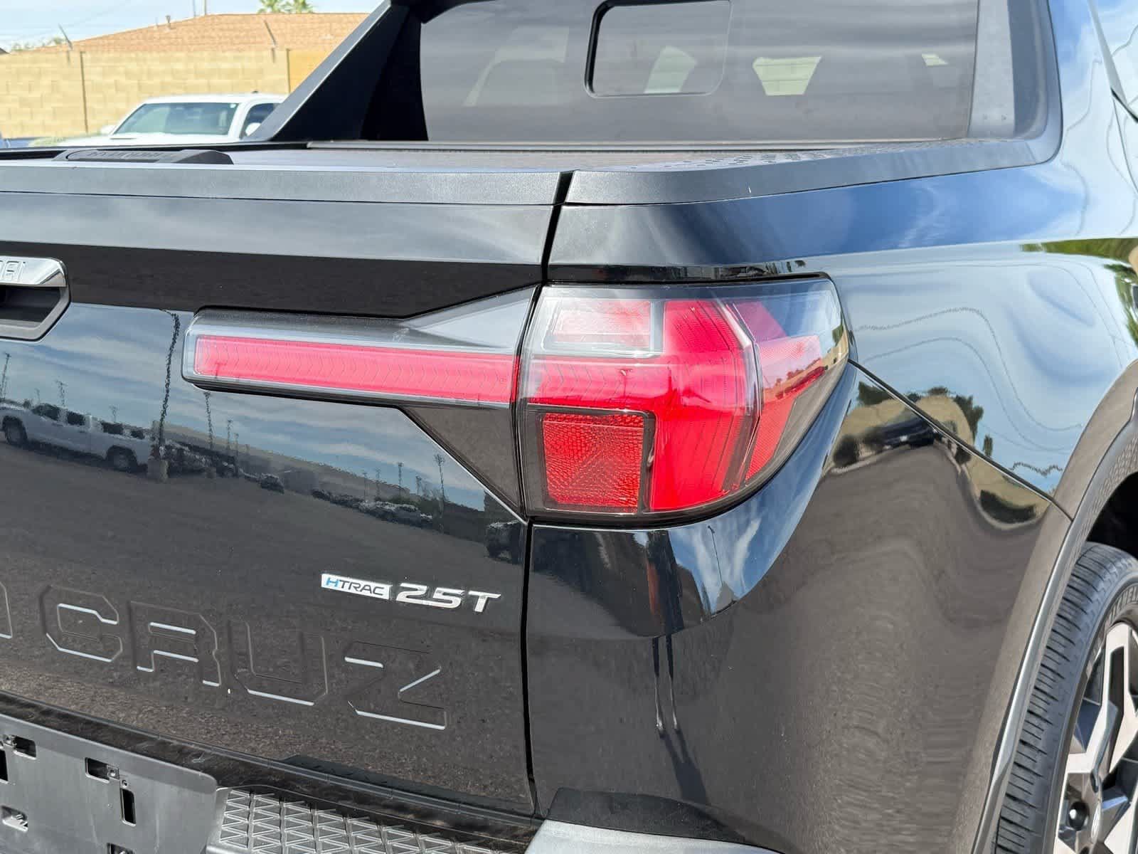 Used 2022 Hyundai Santa Cruz Limited AWD/4WD image 23
