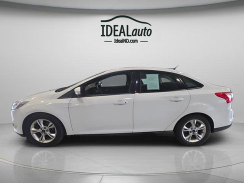 Used 2014 Ford Focus SE w/ SE Winter Package image 14