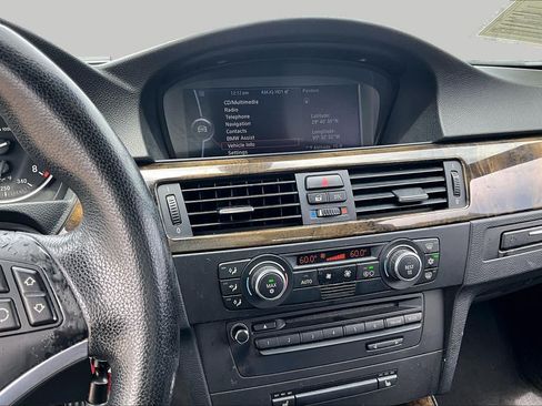Used 2009 BMW 328i Convertible RWD image 6