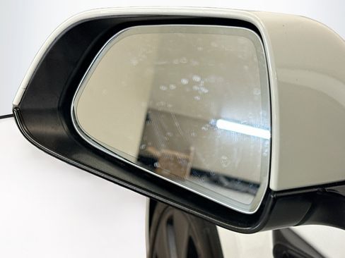 Used 2025 Tesla Model 3 Long Range AWD/4WD image 16