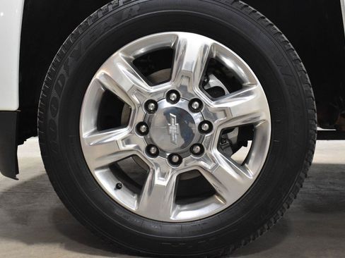 Used 2017 Chevrolet Silverado 2500 LTZ w/ Duramax Plus Package AWD/4WD image 30