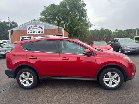 Used 2014 Toyota RAV4 XLE AWD/4WD image 4