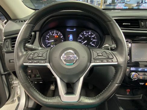 Used 2017 Nissan Rogue SL w/ SL Premium Package AWD/4WD image 21