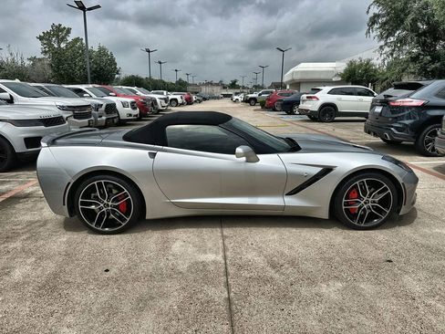 Used 2018 Chevrolet Corvette Stingray Convertible w/ 1LT RWD image 10