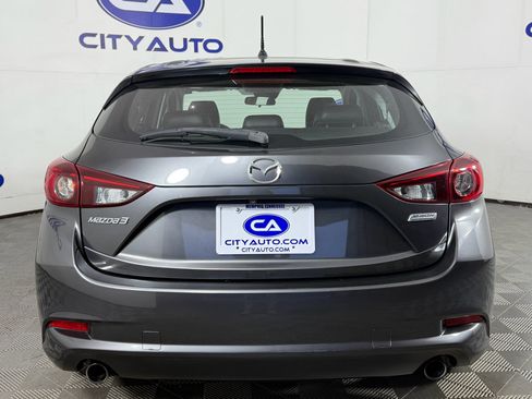 Used 2017 MAZDA MAZDA3 Touring image 5