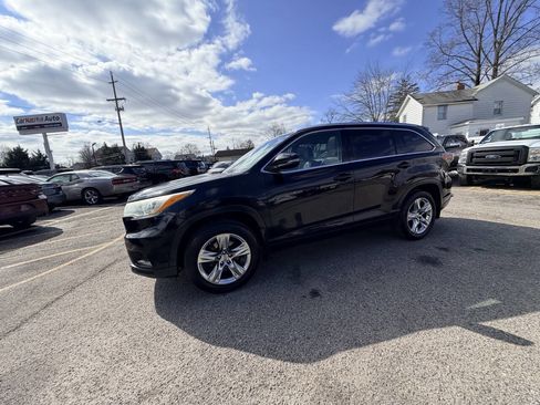 Used 2014 Toyota Highlander Limited image 38