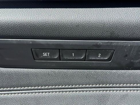 Used 2022 BMW 540i w/ M Sport Package image 19