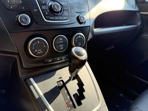 Used 2014 MAZDA MAZDA5 Grand Touring image 30