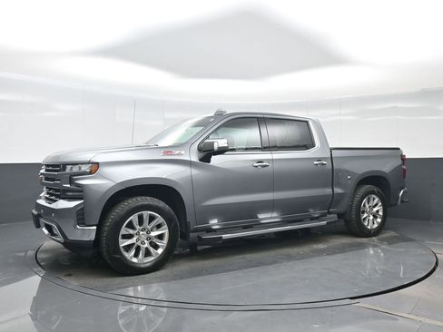 Used 2020 Chevrolet Silverado 1500 LTZ w/ LTZ Premium Package AWD/4WD image 2