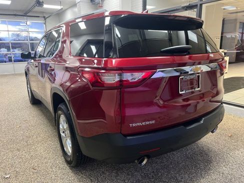 Used 2019 Chevrolet Traverse LT image 4