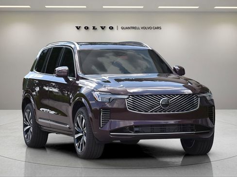 Certified 2026 Volvo XC90 B6 Core w/ Protection Package Premier AWD/4WD image 2