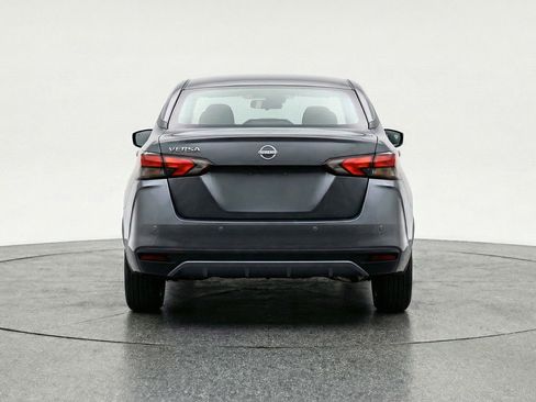 Used 2025 Nissan Versa SV image 7