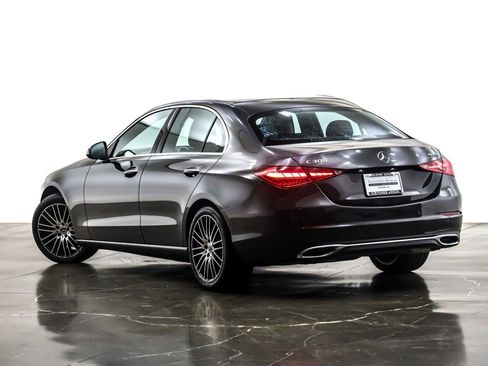 Used 2025 Mercedes-Benz C 300 Sedan image 13