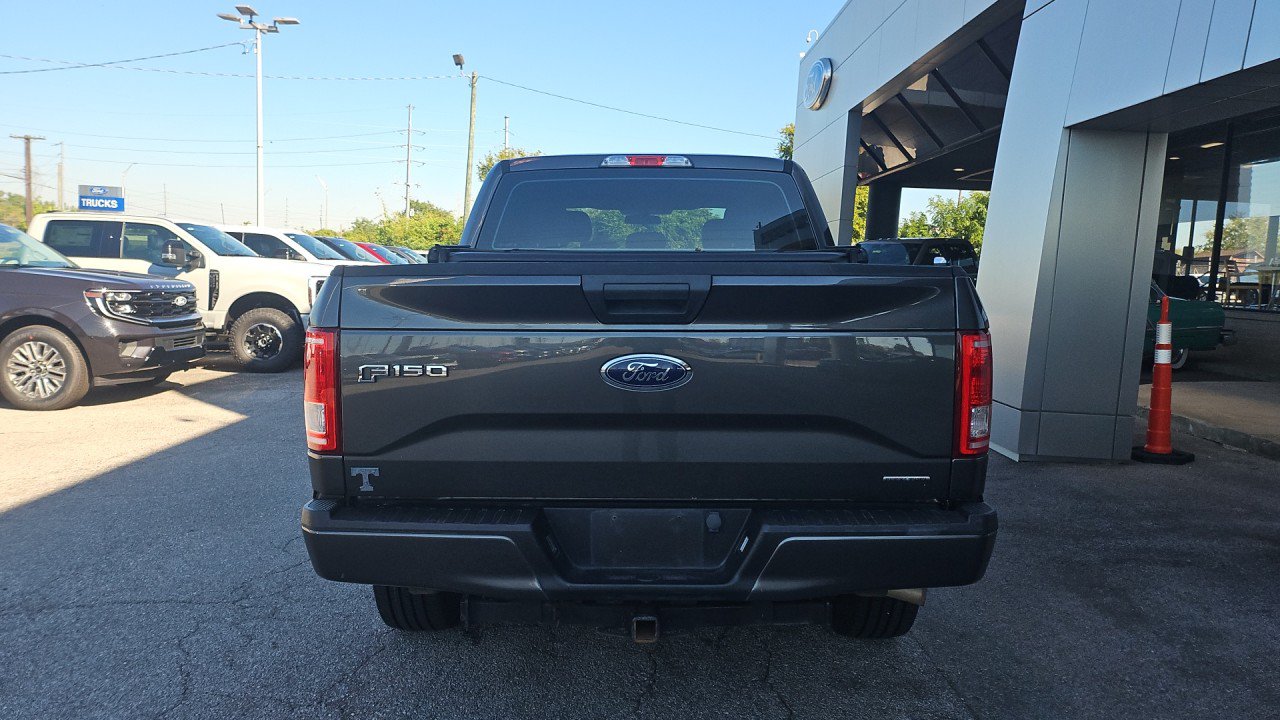 Used 2015 Ford F150 XL w/ Equipment Group 101A Mid AWD/4WD image 4