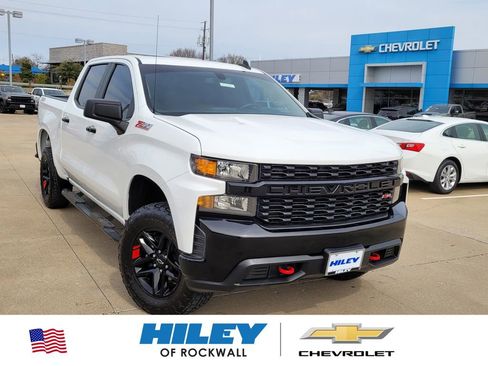 Used 2020 Chevrolet Silverado 1500 Custom Trail Boss w/ Custom Convenience Package image 1