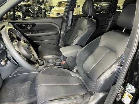 Used 2025 Subaru Forester Touring AWD/4WD image 24