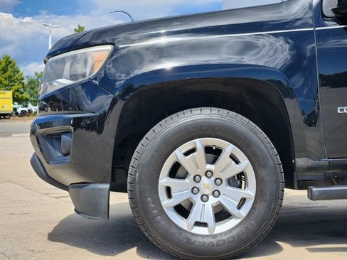 Used 2017 Chevrolet Colorado LT w/ LT Convenience Package AWD/4WD image 9