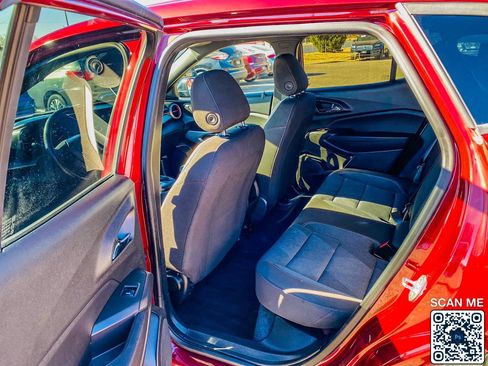 Used 2024 Chevrolet Trax RS w/ Driver Confidence Package image 13