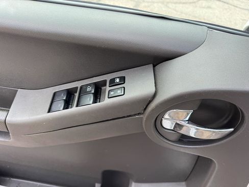 Used 2006 Nissan Frontier SE w/ (P01) Power Pkg image 26