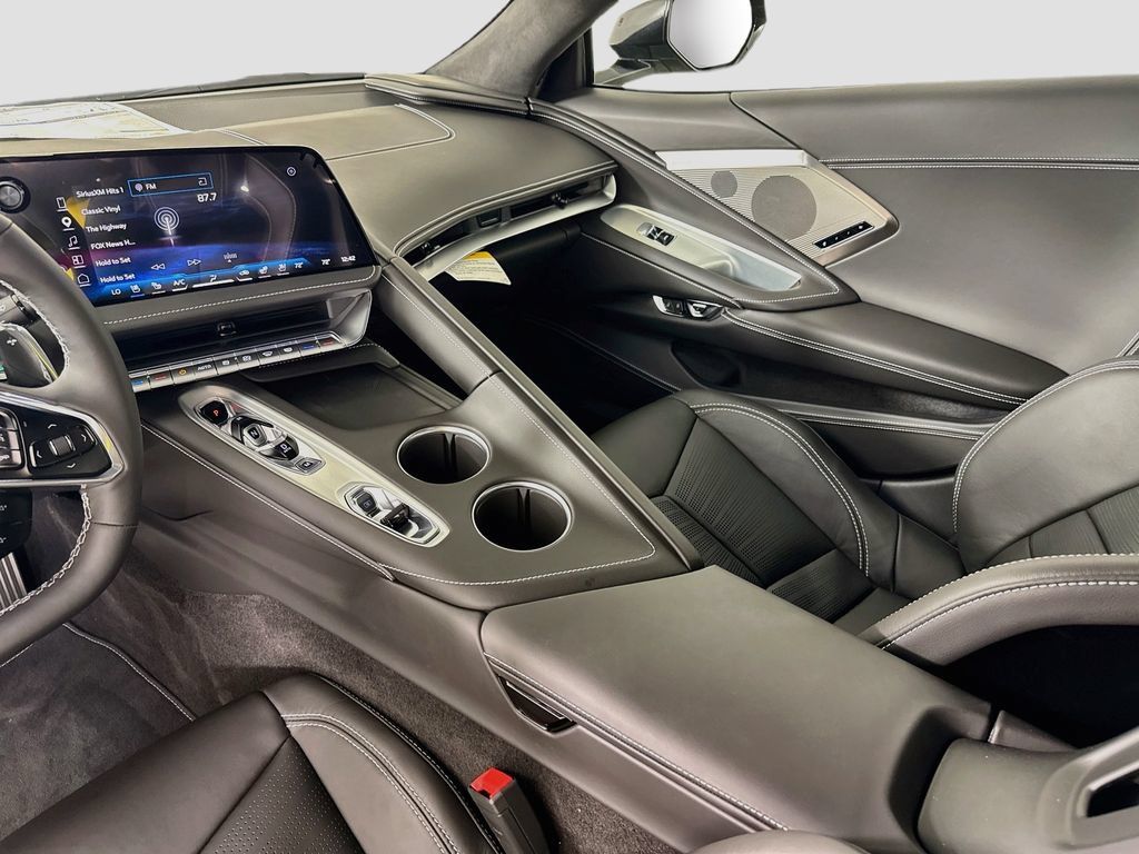 New 2027 Chevrolet Corvette Grand Sport w/ Z52 Sport Performance Package RWD image 24