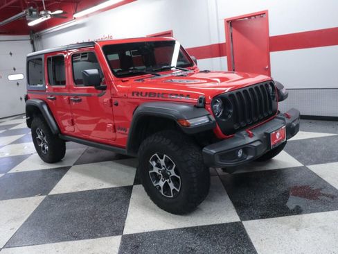 Used 2022 Jeep Wrangler Unlimited Rubicon w/ LED Lighting Group AWD/4WD image 3