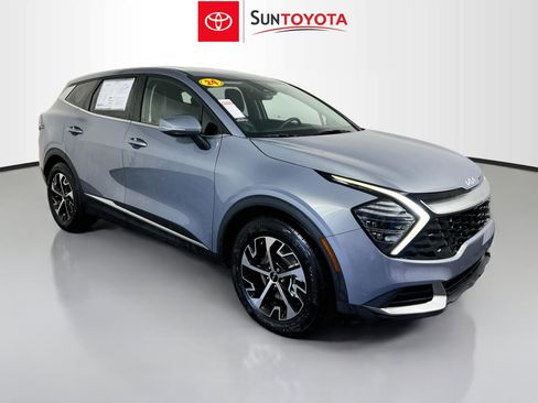 Used 2024 Kia Sportage EX FWD image 1