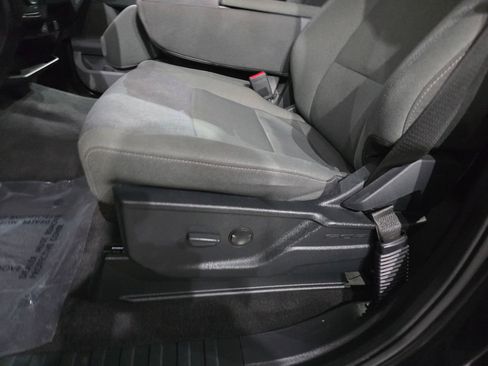 Used 2025 Ford F150 XLT w/ Equipment Group 301A Standard image 17