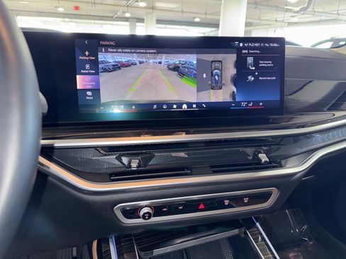 Certified 2025 BMW X7 xDrive40i w/ Premium Package image 28