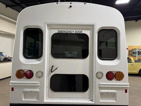 Used 2019 Chevrolet Express 3500 w/ School Bus Package image 54