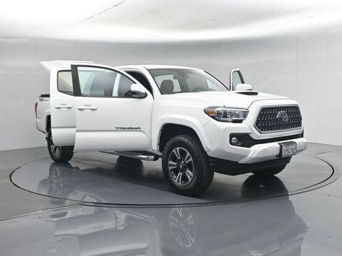 Used 2019 Toyota Tacoma TRD Sport RWD image 34