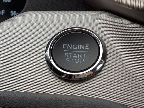 New 2025 Ford Explorer Active image 32