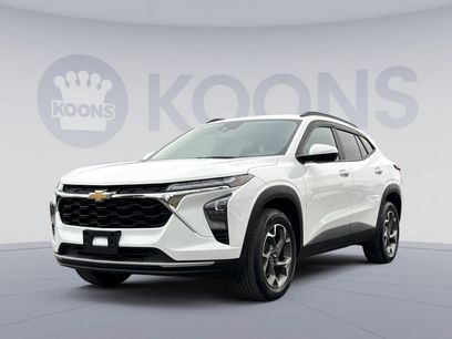 Used 2024 Chevrolet Trax LT w/ Driver Confidence Package