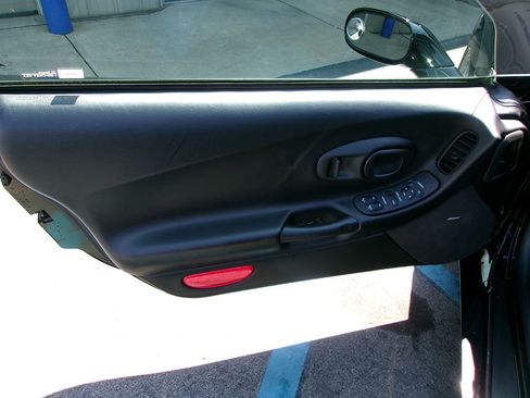 Used 2001 Chevrolet Corvette Z06 image 14