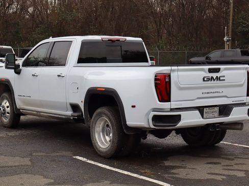 New 2026 GMC Sierra 3500 Denali Ultimate AWD/4WD image 6