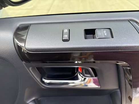 Used 2024 Toyota 4Runner TRD Off-Road Premium image 25