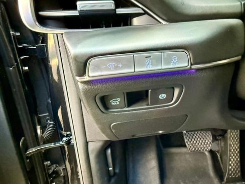 Used 2024 Genesis GV80 2.5T image 14