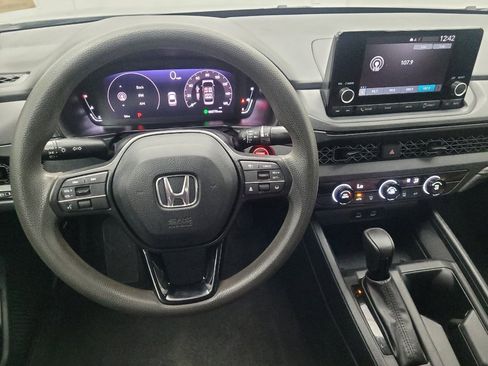 Used 2023 Honda Accord LX image 22