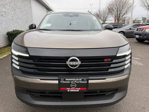 New 2026 Nissan Kicks SR w/ SR Premium Package image 5