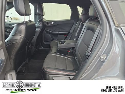 Used 2024 Ford Escape ST-Line AWD/4WD image 25